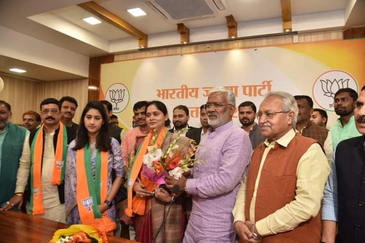 raebareli congress leader aditi singh quits congress, joins bjp - Satya Hindi