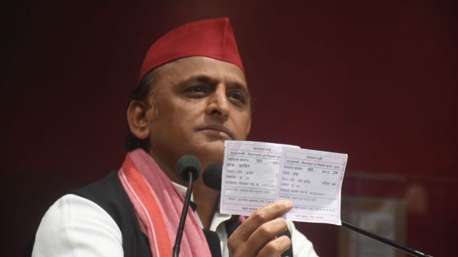 संभल हिंसा के पीछे बीजेपी, चुनाव में धांधली से ध्यान भटकाना मक़सद: अखिलेश