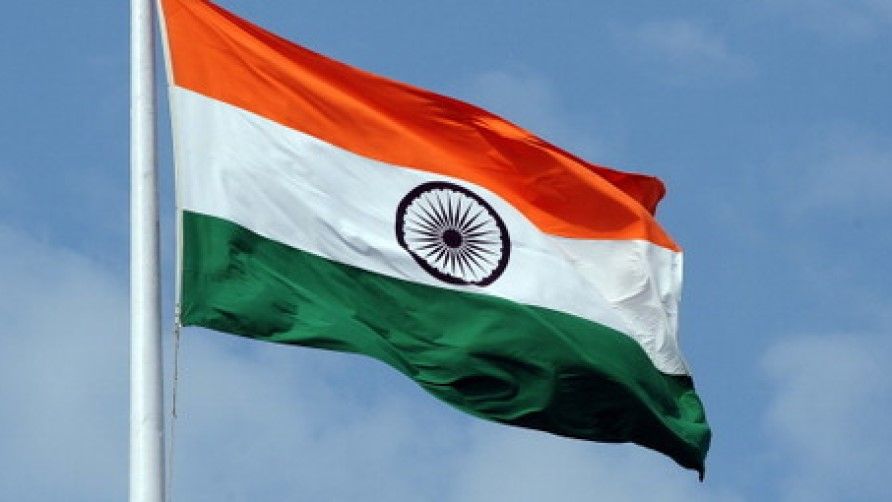 जनगण मन और वंदे मातरम का दर्जा बराबरः केंद्र