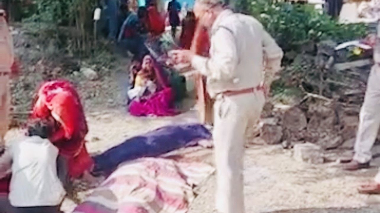 मप्र: छेड़छाड़ विवाद को लेकर दबंगों ने तीन दलितों को भूना