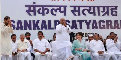 Congress Satyagraha: on Rahul Gandhi issue protest across country - Satya Hindi