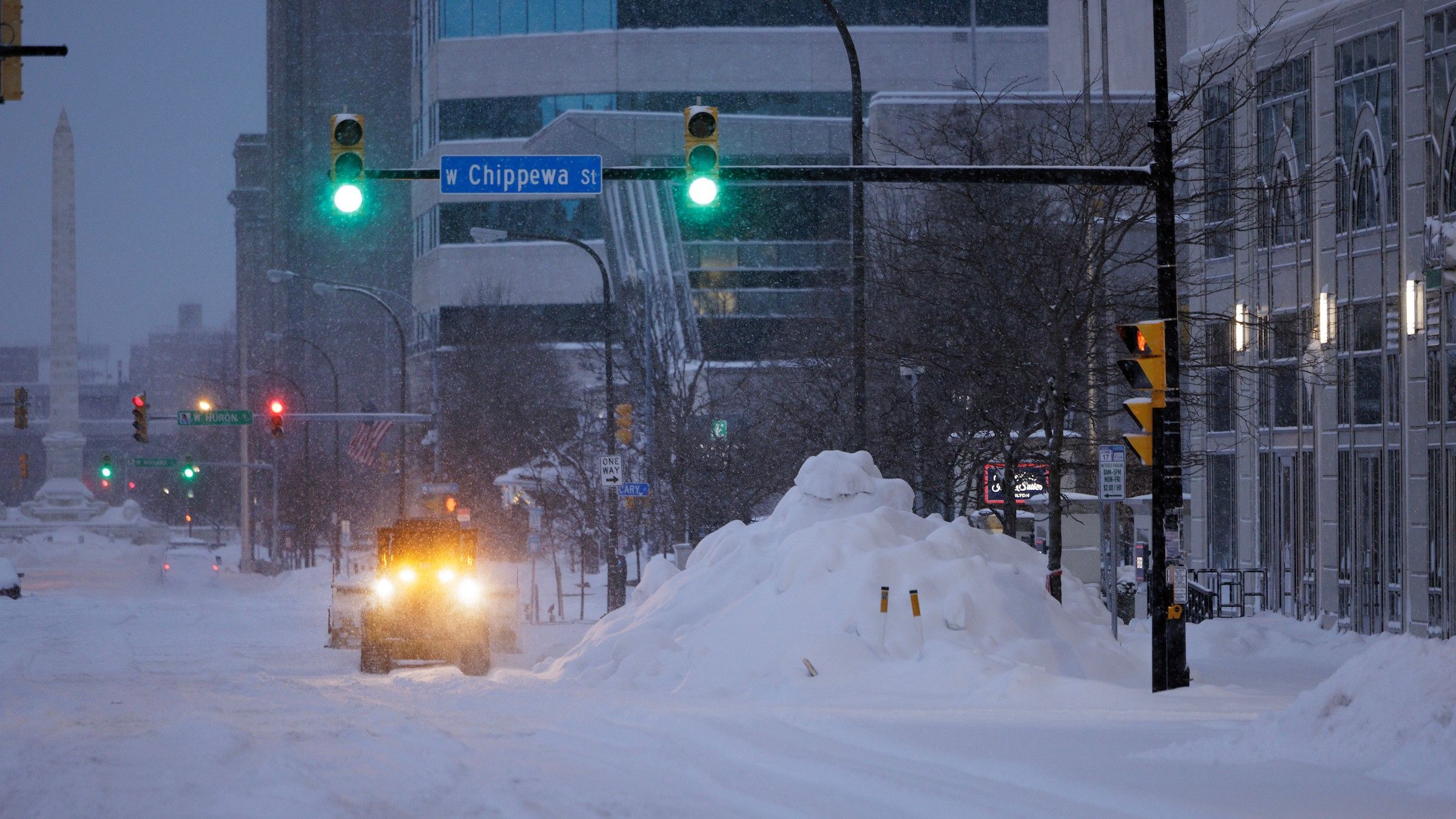 Blizzard kills 60 across US Buffalo - Satya Hindi
