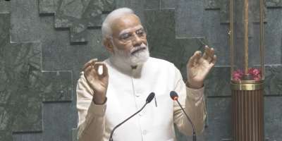 PM Modi addressing house in new parliament building - Satya Hindi
