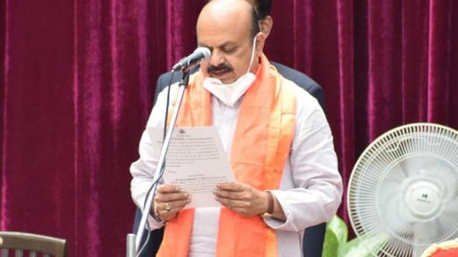 बसवराज बोम्मई ने ली कर्नाटक के मुख्यमंत्री&nbsp;पद की शपथ