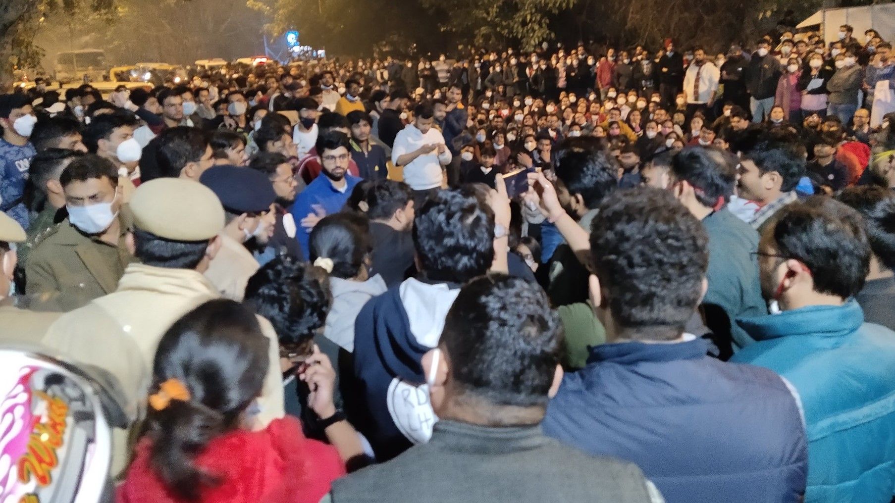 Resident Doctors Protest In Delhi Over NEET Exam  - Satya Hindi