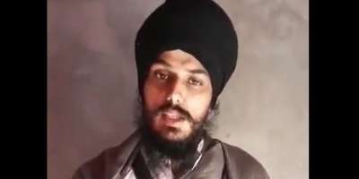Amritpal Singh wants to surrender, flag march in Amritsar - Satya Hindi