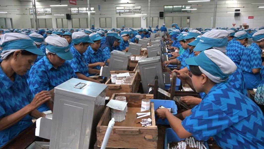 अधिसूचनाः यूपी में शाम 7 बजे के बाद महिलाकर्मी को ऑफिस में रोकना मना