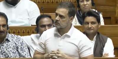 rahul-gandhi-demands-discussion-voter-lists-lok-sabha - Satya Hindi