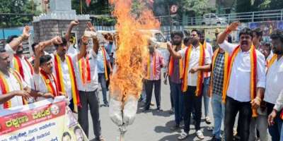 Karnataka Live: Massive protest on Cauvery dispute, flights affected, schools-colleges closed - Satya Hindi