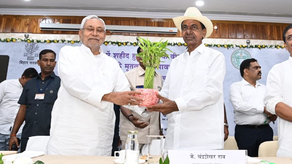 K Chandrasekhar Rao launch his national party - Satya Hindi